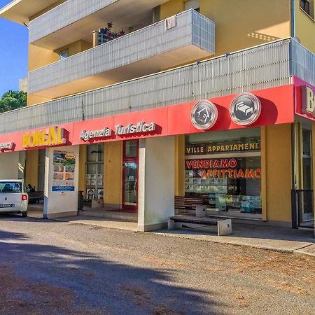 Villaggio Tivoli Бибионе Экстерьер фото